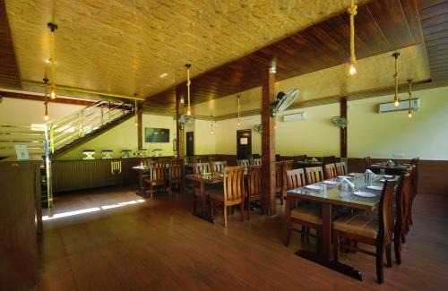 Rishikesh Complejo | DLS MJ River Resort, Rishikesh