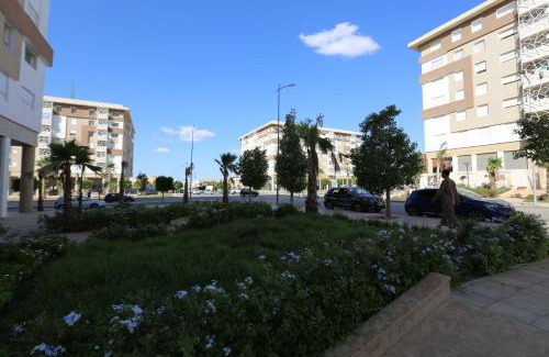 Oujda Apartamento | DLX01 - Appartement Deluxe bien équipé- Centre Ville Oujda