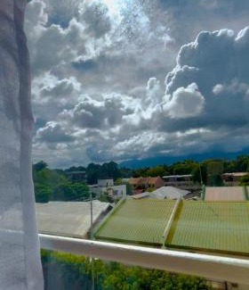 Dumaguete Apartamento | DM Condo Unit Rental