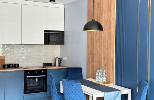 Nowy Dwor Mazowiecki Apartamento | DMK Blue Apartment near Warsaw-Modlin Airport