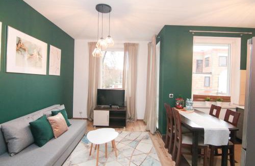 Nowy Dwor Mazowiecki Apartamento | DMK Green Apartment near Warsaw-Modlin Airport
