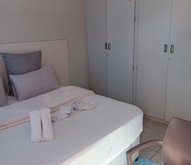 Mahikeng Apartamento | Dne Blue Sta