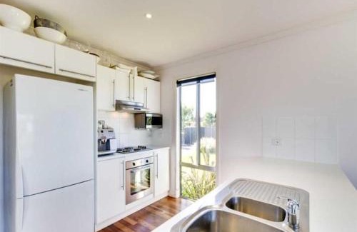 Port Willunga Casa | Do Drop Inn - Port Willunga - C21 SouthCoast Holidays