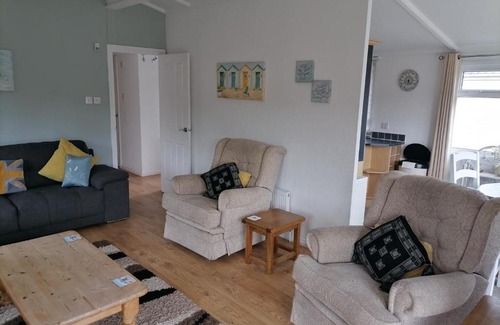 Hastings Cabina | Do you want Style and Comfort - Oak Lodge