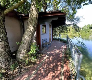 gmina Sianow Cabina | Dobre Miejsce- domki letniskowe nad stawem