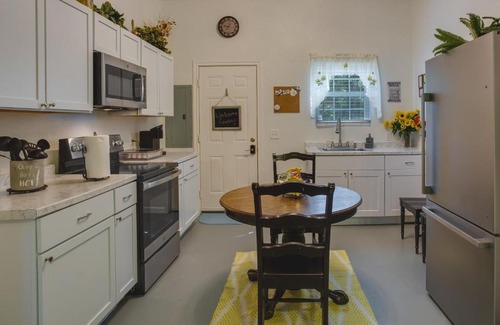 Wills Point Casa | Dock and Fire Pit Lake Tawakoni Vacation Rental!