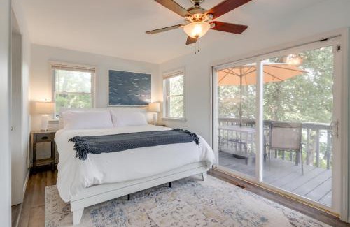 Eucha Casa | Dock and Views Scenic Group Retreat on Grand Lake!