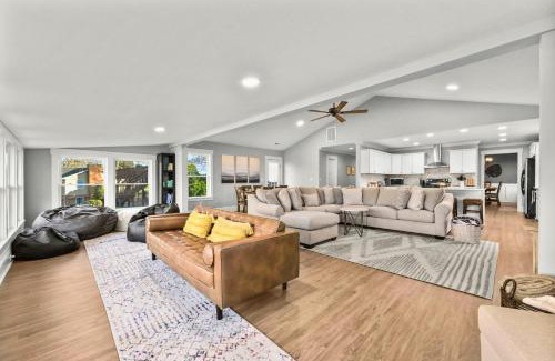 Westport Casa | Dock Days by AvantStay Swimming Platform Dock
