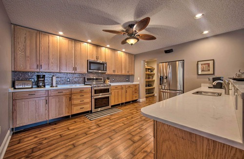 Pequea Casa | Dock & Hot Tub: Susquehanna River Retreat!