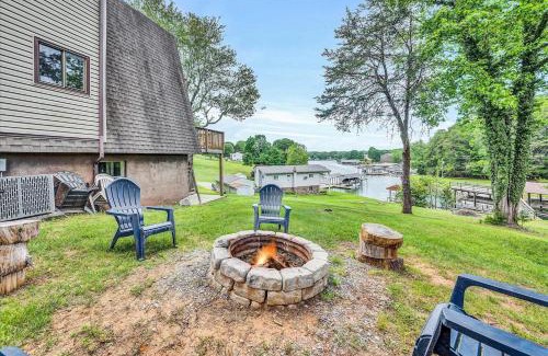 Huddleston Casa | Dock Sun Point