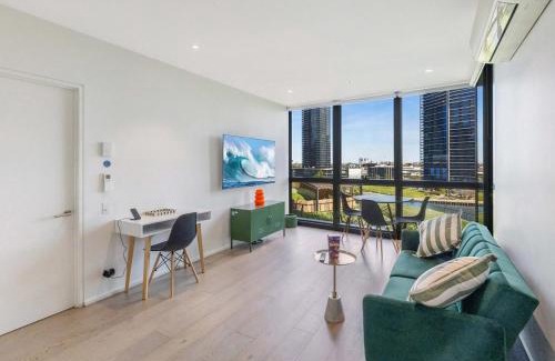 Docklands Apartamento | Docklands Luxury & Stunning Views - Pool, Gym, Yoga & Parking