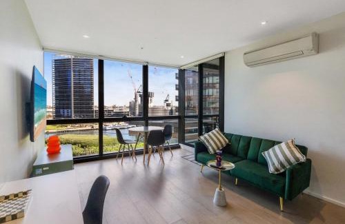 Docklands Apartamento | Docklands Luxury & Stunning Views - Pool, Gym, Yoga & Parking