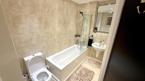 Cubitt Town Apartamento | Dockside Charm by Halisi