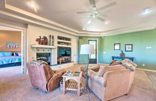Ruidoso Downs Casa | Docs Retreat in Ruidoso Downs with Mtn Views