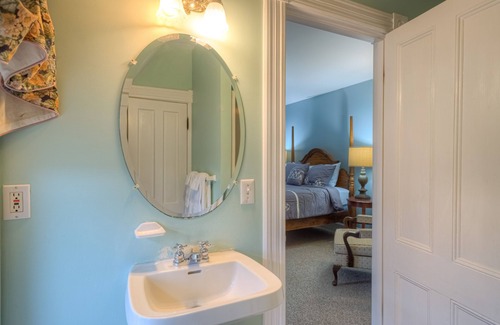 Block Island Casa | Dodge Cottage