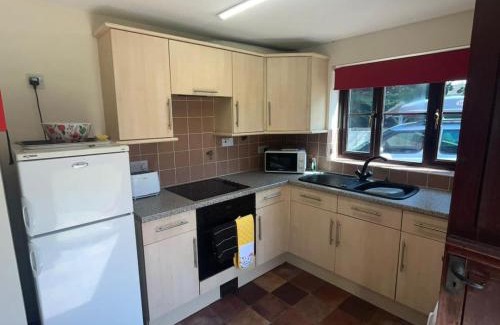 Repps with Bastwick Casa | Dog friendly 2 bed cottage close to the river Thurne