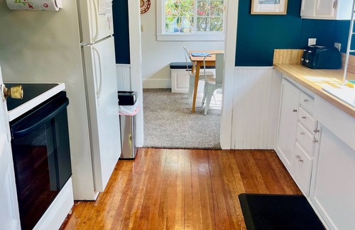 Lincoln City Cabaña | Coastal Oregon Retreat