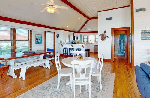 Sea Palm Village Casa | Dog-friendly beachfront home with private pool & hot tub, on-site pools & gym