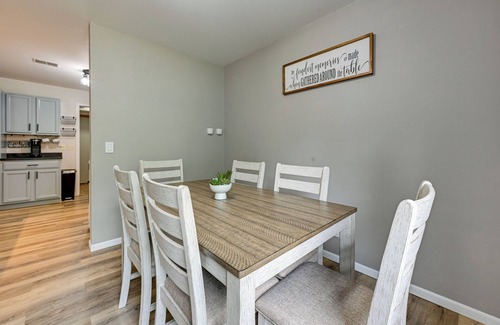 West Baraboo Casa | Dog-Friendly Baraboo Vacation Rental w/ Yard!