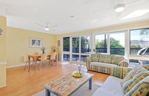 Ventnor Casa | Dog Friendly Beach Haven