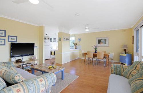 Ventnor Casa | Dog Friendly Beach Haven