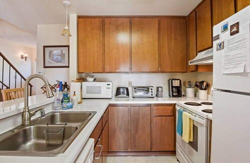 Carnelian Woods Condominio | Dog-Friendly Carnelian Woods Lake View Condo
