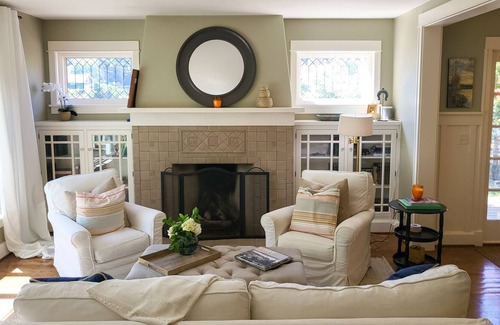 Phinney Ridge Casa | Dog-friendly city escape with private patio, grill, firepit, fireplace, & W/D
