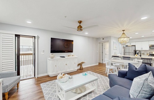 Palmetto Dunes Condominio | Dog-Friendly Condo with pool, golf, and just steps to the beach
