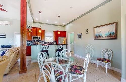 Port St. Joe Cabaña | Dog-friendly cottage near the beach with patio, grill, washer/dryer, partial AC