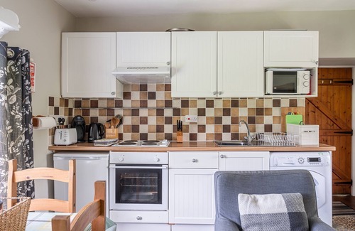 Fremington Casa | Dog friendly cottage, w/ fantastic views, sleeps 3, w/ private terrace & modern electric radiators