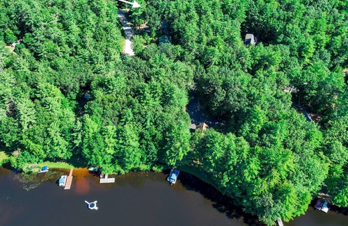 Lake Arrowhead Casa | Dog-friendly cottage with lake access, EV charging, firepit, & washer/dryer