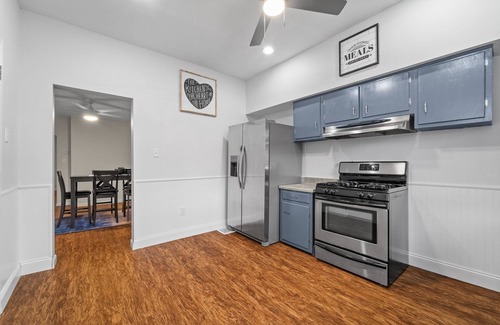 Carnegie Casa | Dog Friendly Creek-Side Getaway