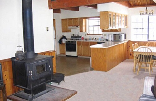 Bayfield Casa | Dog Friendly Creekside Property close to Vallecito Lake minutes to Durango and so much adventure out the front door