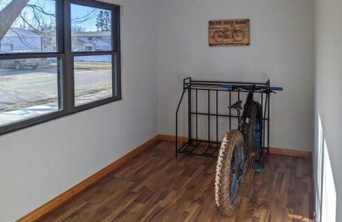 Crosby Casa | Dog-Friendly Crosby Home with Bike Storage!