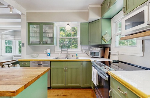 Baraboo Casa | Dog-friendly downtown home with hot tub & deck