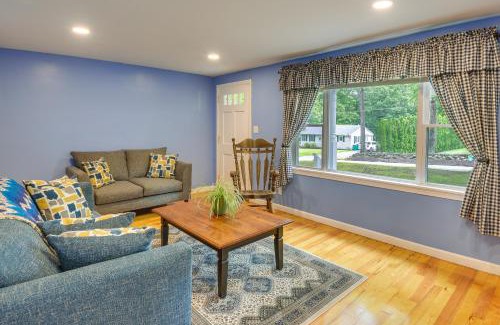 Leominster Casa | Dog-Friendly Fitchburg Vacation Rental, Hike and Ski