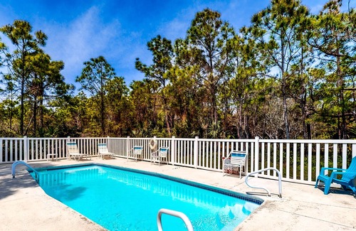Plantation Casa | Dog-friendly Gulf-view home with a pool, washer/dryer, fireplace & AC