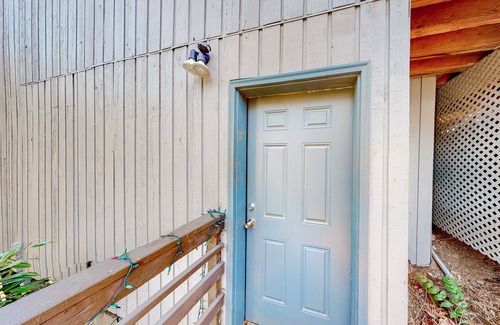 Hidden Springs Casa | Dog-friendly, ground-level getaway with hot tub, furnished deck, & kitchenette