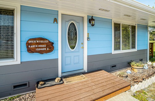Orick Casa | Dog-Friendly Home Near Town, Parks & Beaches w/ Two Kitchens & Free WiFi