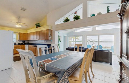 Tropical Bay Estates Casa | Dog-friendly home with waterfront views, a pool & Wifi