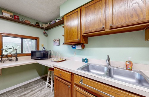 St. Augustine South Casa | Dog-Friendly Home with outdoor patio and private gazebo