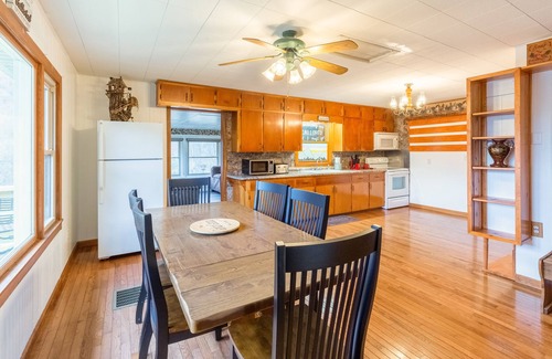Sylva Casa | Dog-friendly home with a firepit, fireplace, grill, pool table, & air hockey