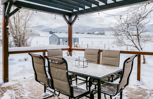 Bozeman Casa | Dog-friendly home with a game room, washer/dryer, grill, and full kitchen