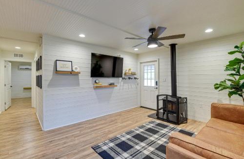 Midlothian Casa | Dog-Friendly Home with Yard and Fire Pit in Midlothian
