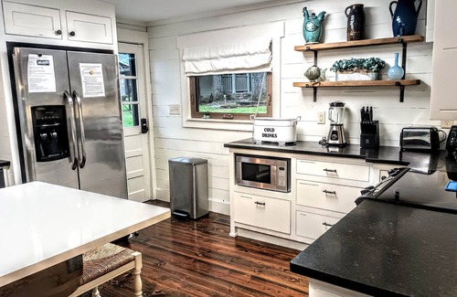 Jackson Casa | Dog-friendly Jackson Lake front! Large game room, Fire pit, 2 king beds-3 queen