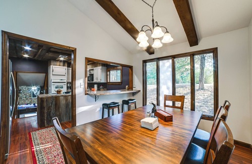 Gilbertsville Casa | Dog-Friendly Kentucky Lake Home w/Game Room!