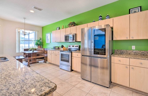 Crystal Cove Casa | Dog-Friendly Kissimmee Home w/ Lanai + Pool!