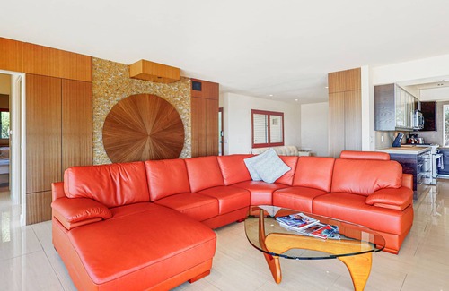 Araby Condominio | Dog-Friendly Modern Condo w/ Great Views, Shared Pool & Private Patio