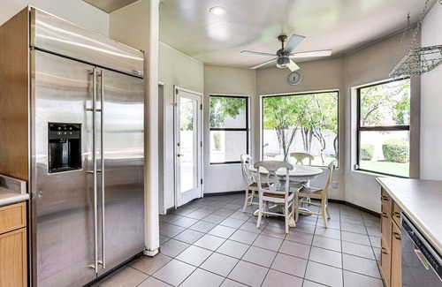 Buenavante Casa | Dog Friendly! Modernist Oasis in North Scottsdale