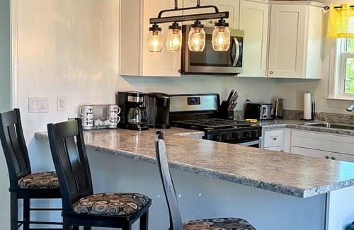 East End Casa | Dog-friendly ocean-view house with central AC & washer/dryer - snowbird-friendly